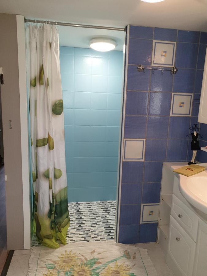 Apartment T1 Dans Maison Au Calme